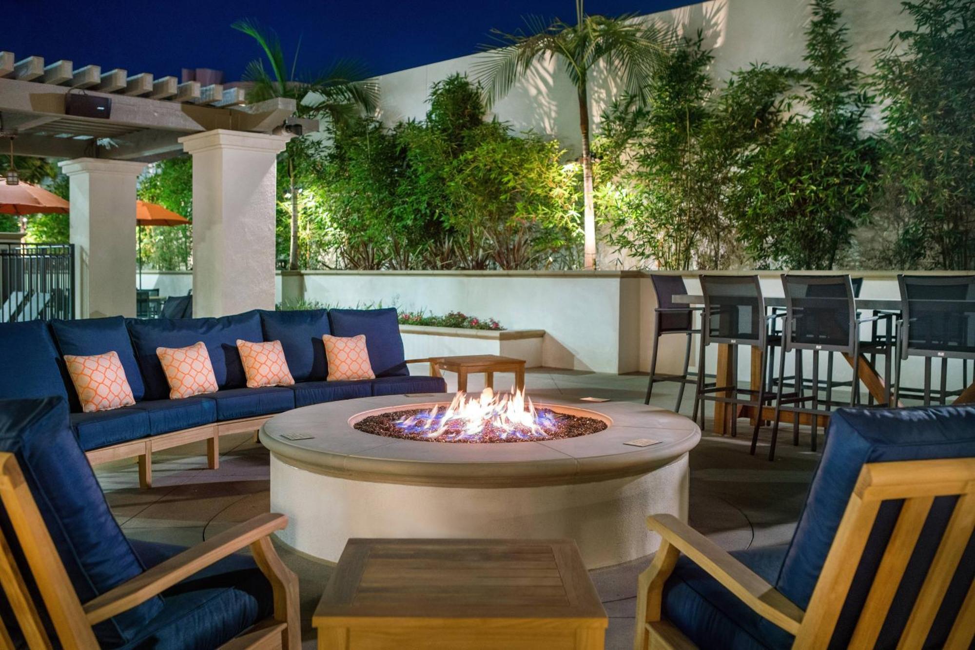 Residence Inn By Marriott Los Angeles Pasadena/Old Town Exterior photo